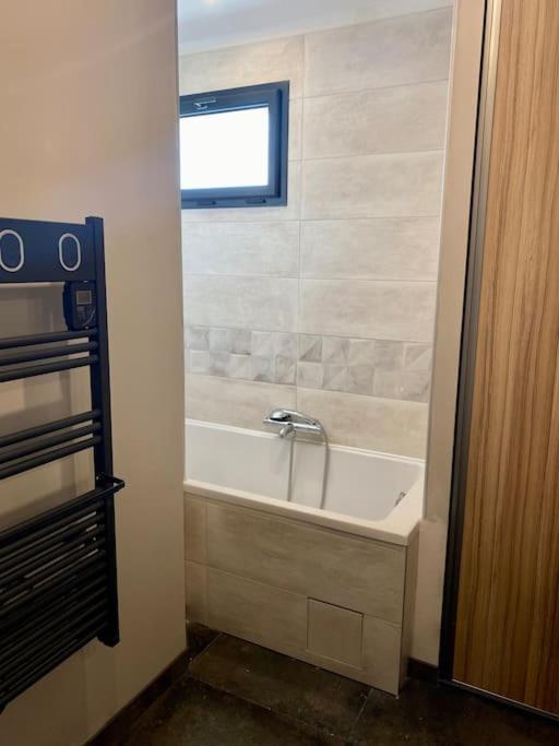 T3 - Centre - 75M2 - 2 Sdb - Parking - Calme Apartment Anglet Exterior photo